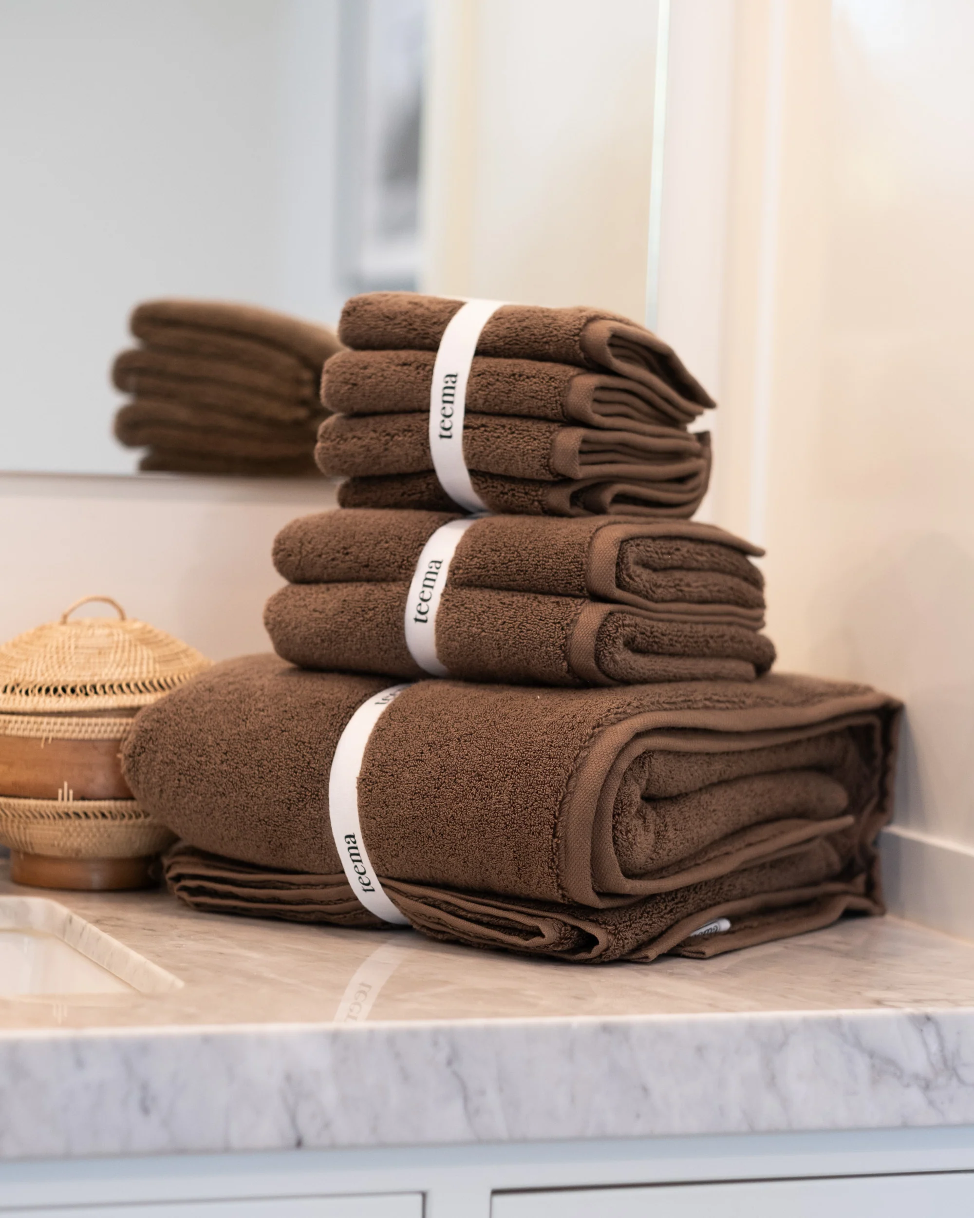 Luxe Bath Towels in Chocolate - Image 4