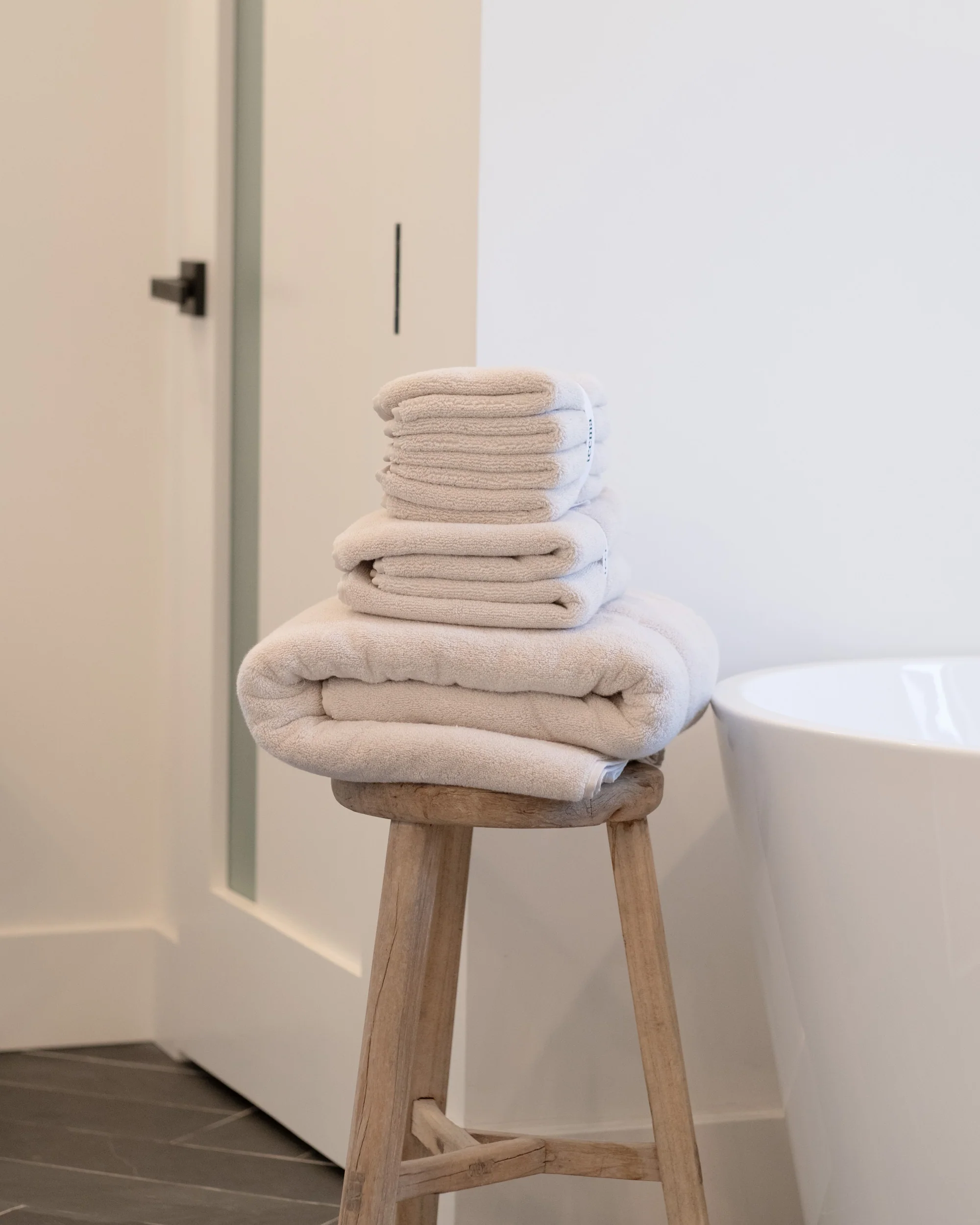 Luxe Bath Towels in Sand - Image 3