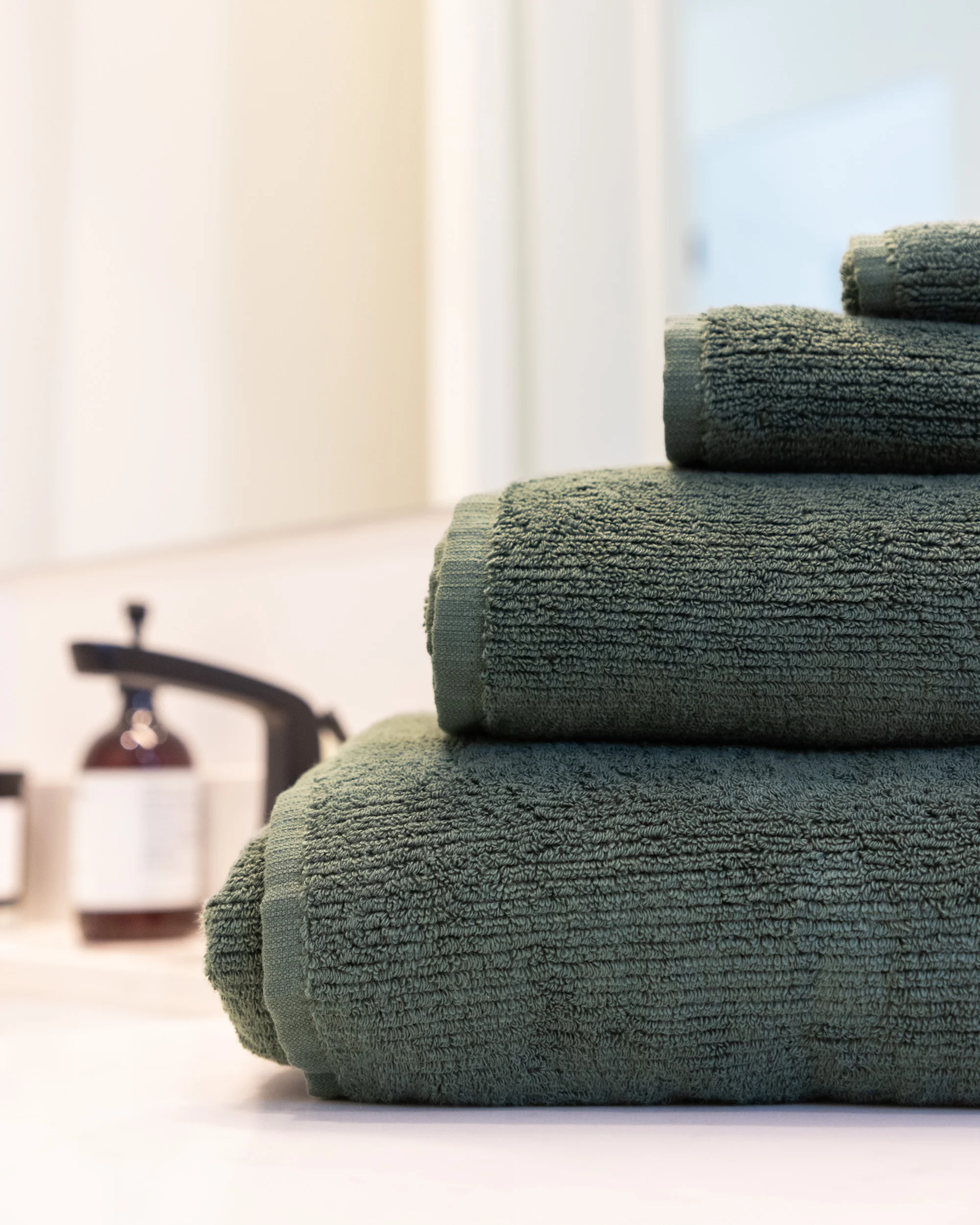 Ribbed Bath Towels in Jade - Image 3