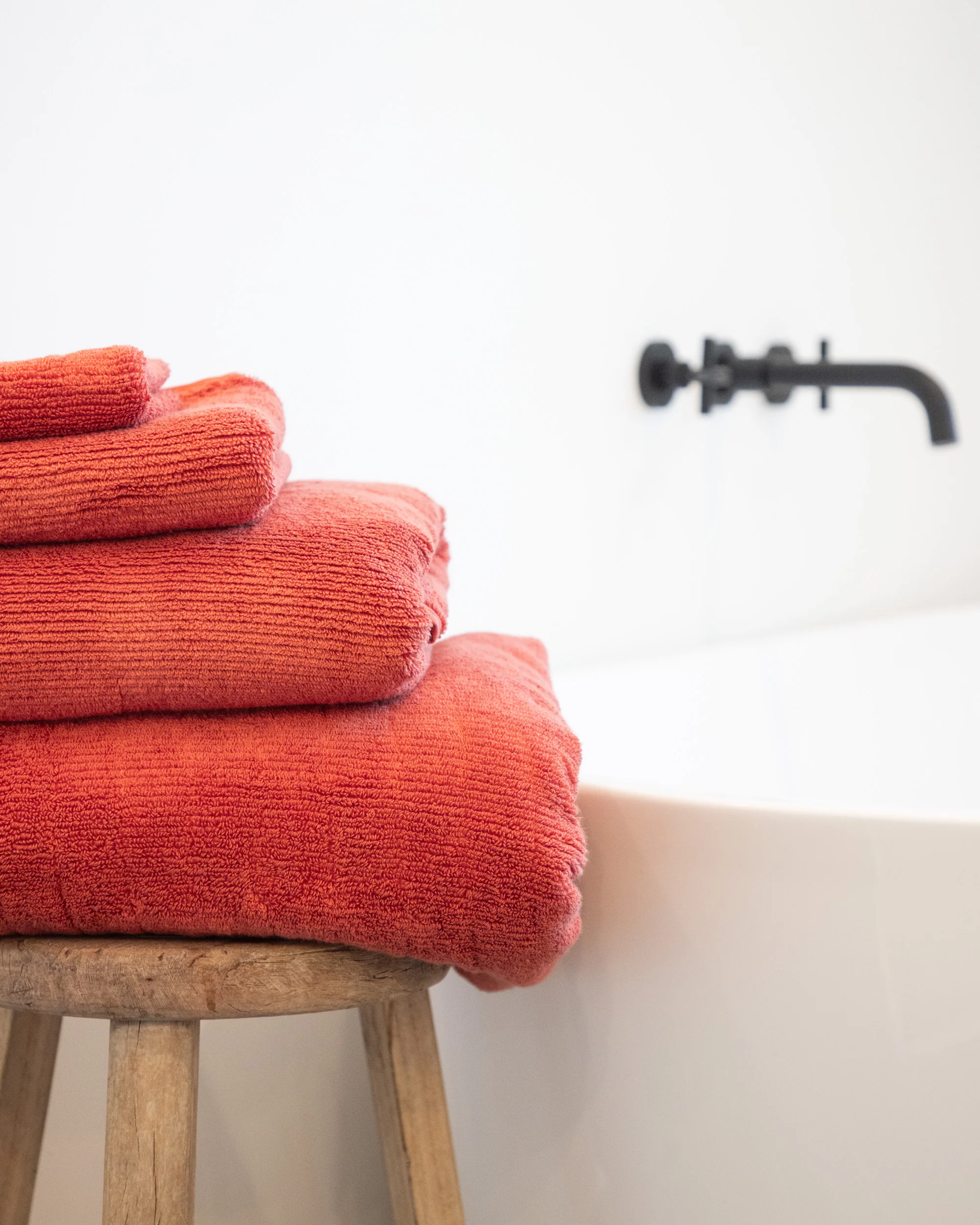 Ribbed Bath Towels in Terracotta - Image 3