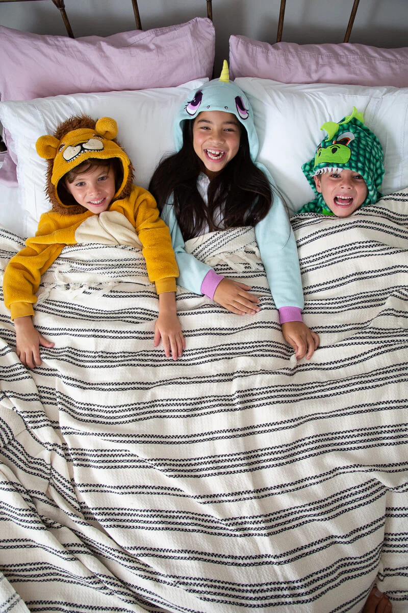 The Seasons Blanket in White - Image 3