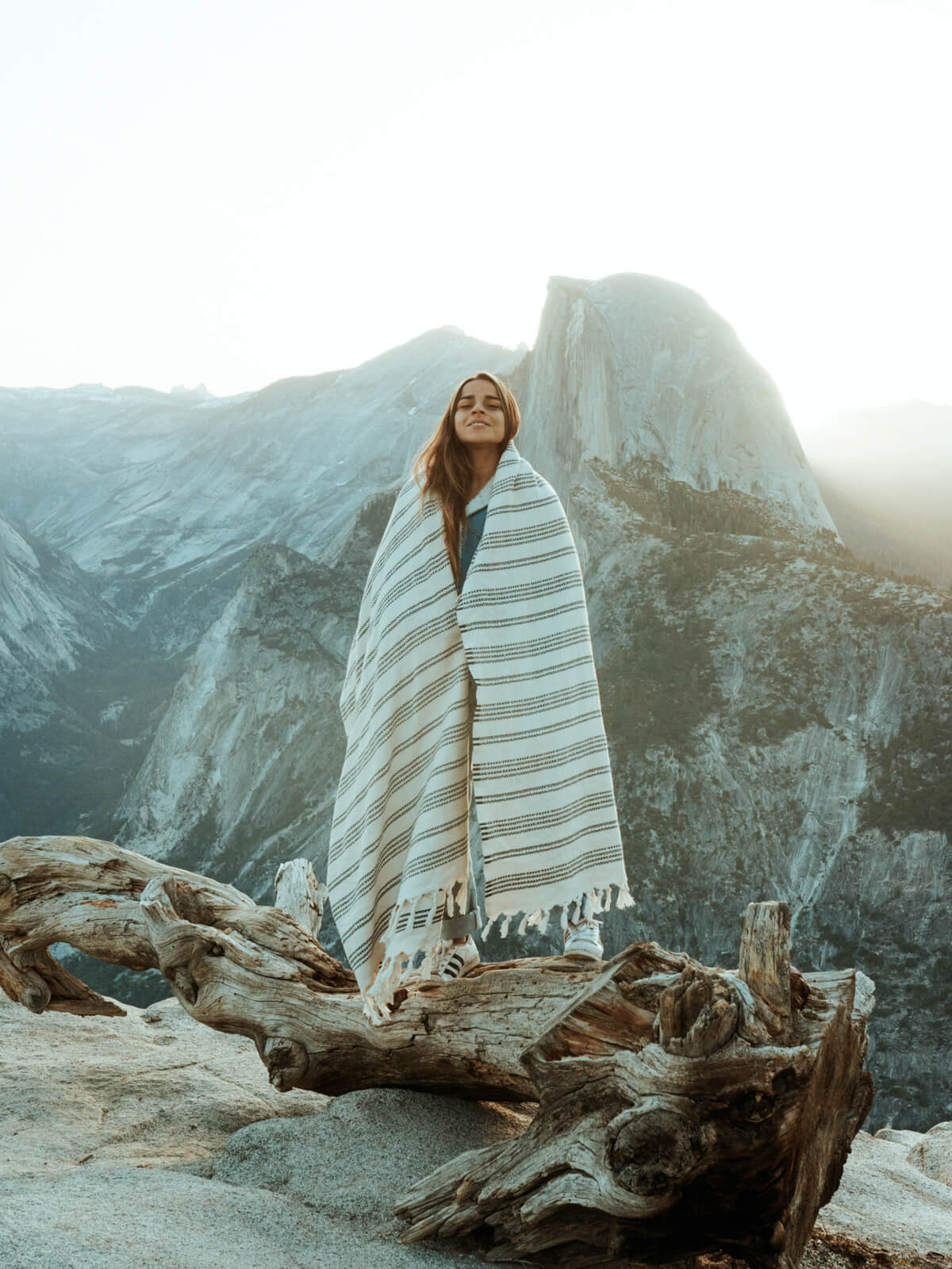 The Seasons Blanket in White - Image 7