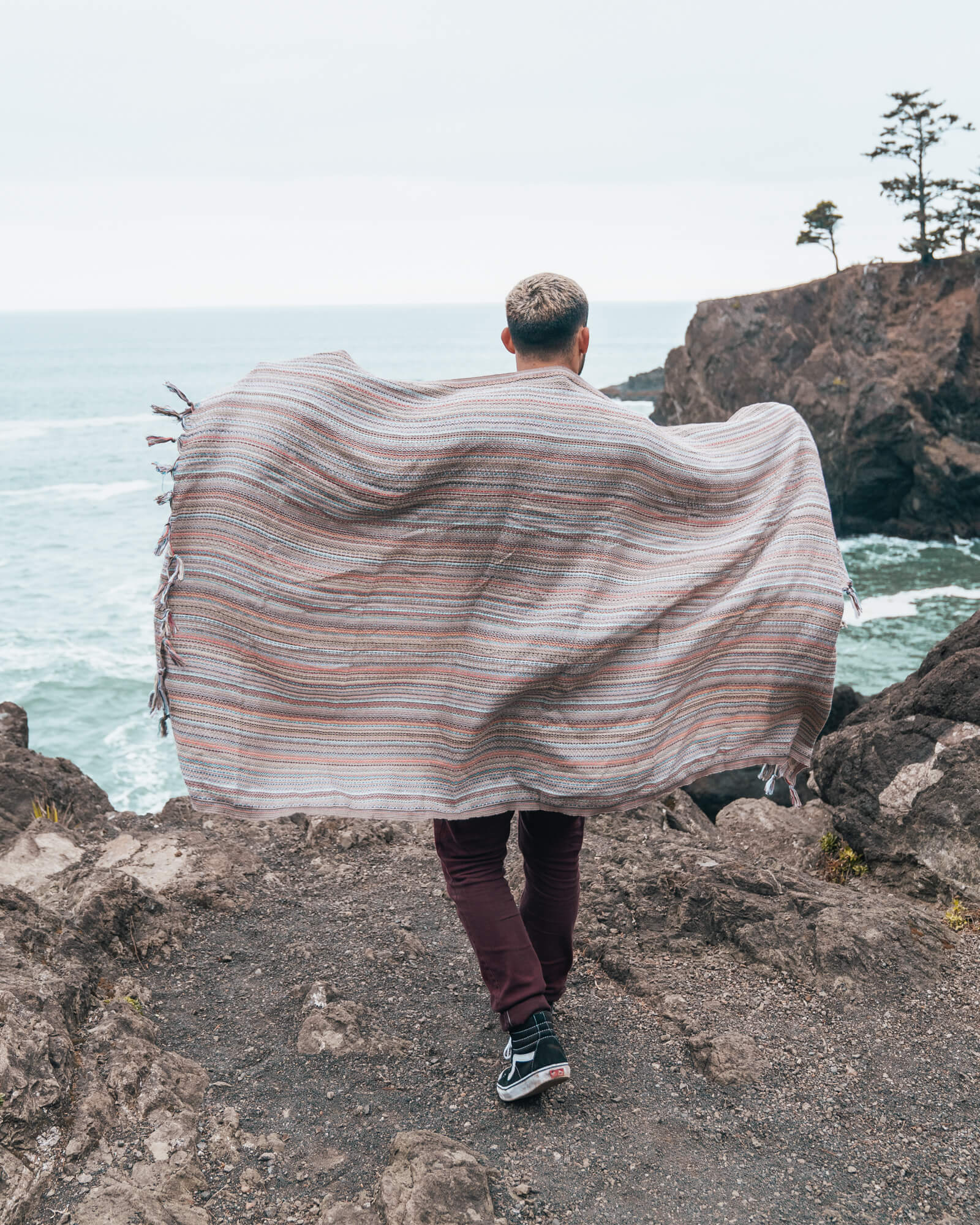 The Tan Labyrinth - Image 4