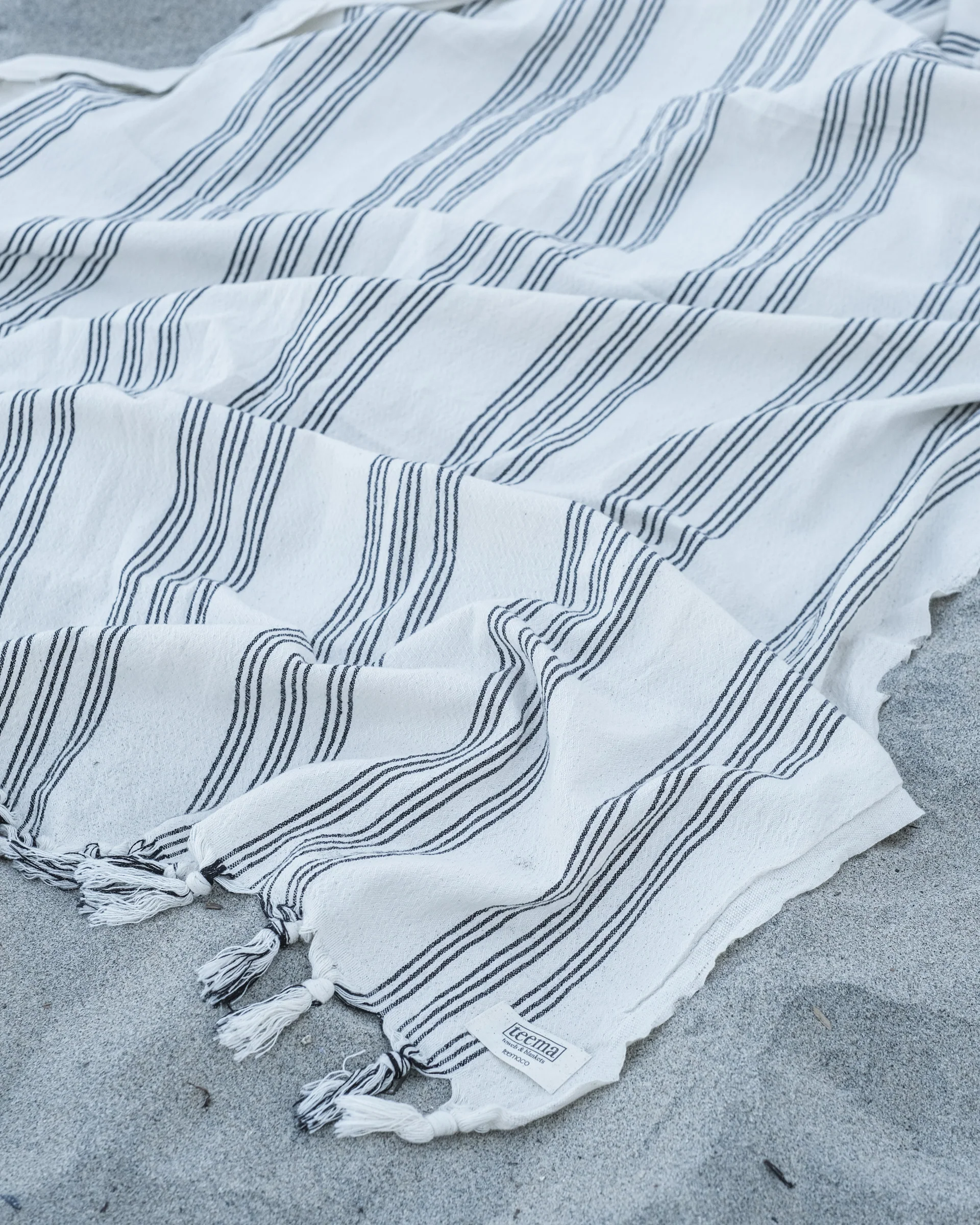 The White Del Mar - Image 3