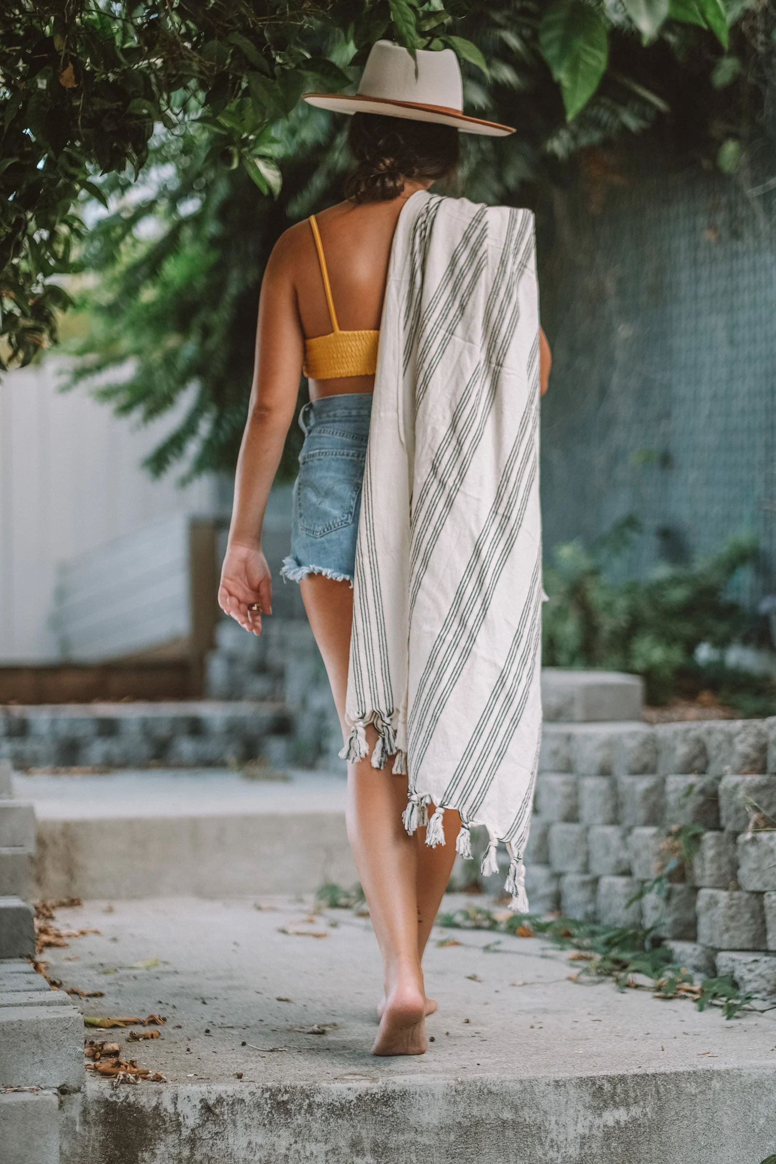 The White Del Mar - Image 5